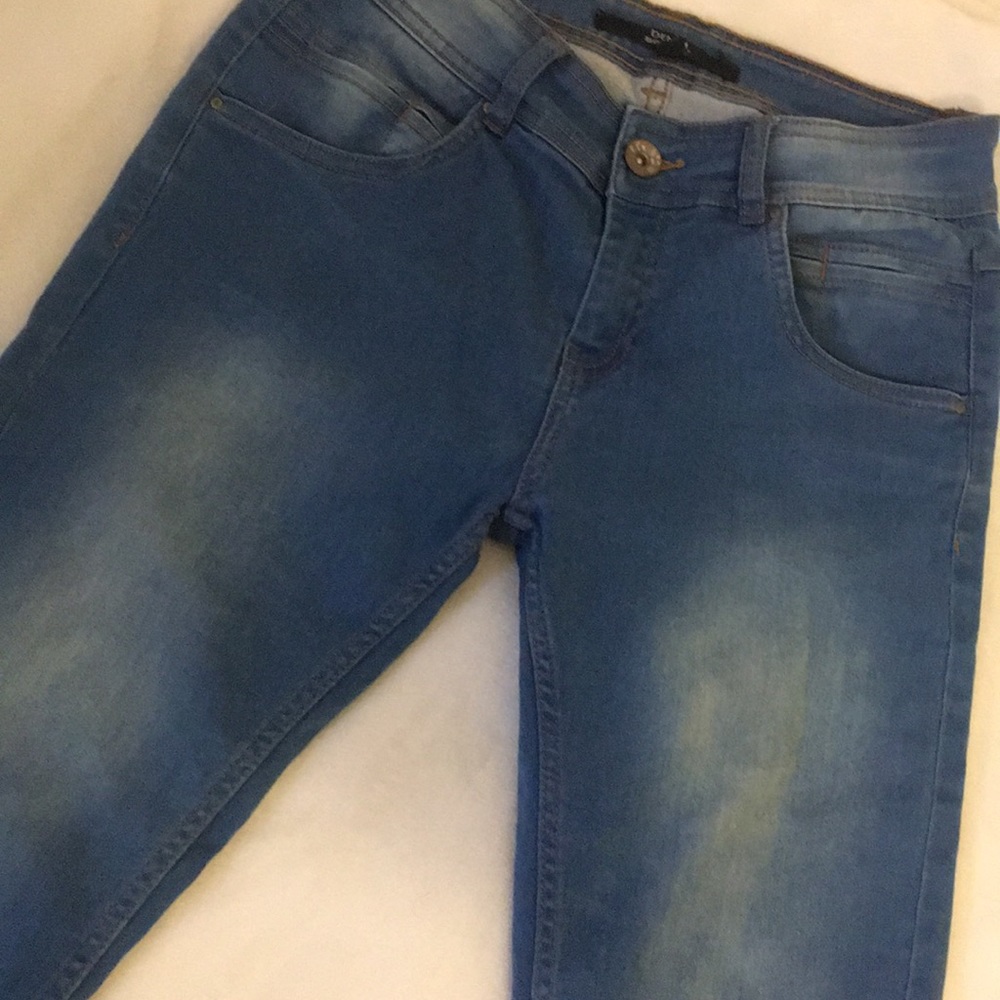 Jeans - Picture 2 of 4